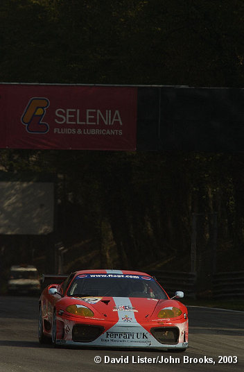 Kelvin Burt in the Team Maranello Concessionaires 360 Modena heading into Ascari