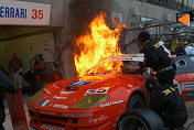 XL Ferrari catches fire in the pits