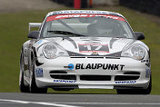 17 NC Glew/Abbott Porsche 996 GT3