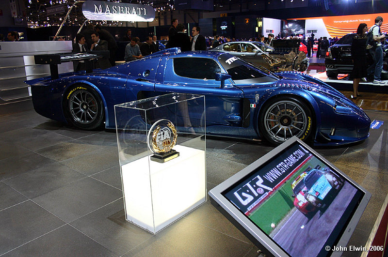 Maserati MC12 + FIA Trophy